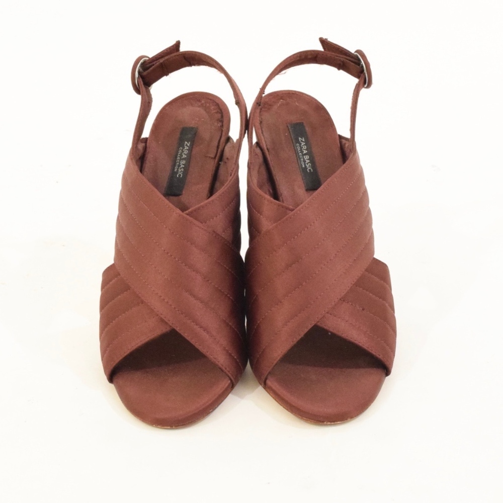 ❌SOLD❌ZARA Burgundy Satin Sling-Back Pumps - Picture 2 of 7